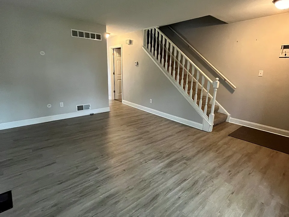805 Wellington Dr