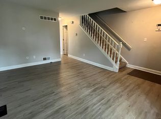 805 Wellington Dr, Dyer, IN 46311