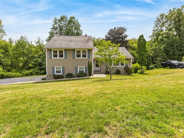 3140 Radcliffe Drive, Yorktown Heights, NY 10598