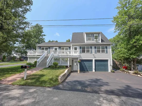 320 Manning St, Manchester, NH 03103