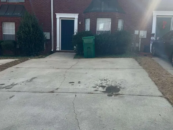 5723 Windfall Ln, Lithonia, GA 30058