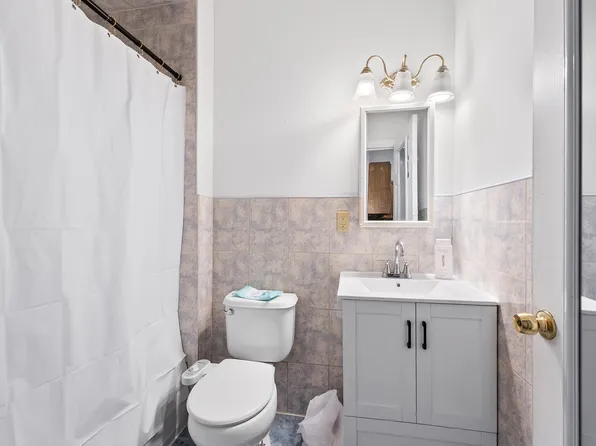 1303 Summit Avenue image 15 of 21