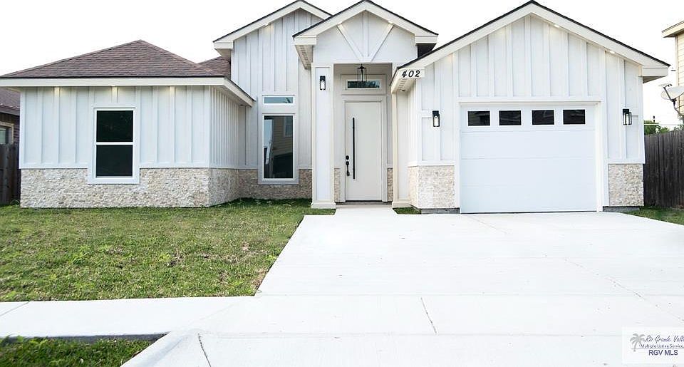 1st image of 402 Lavaca Dr