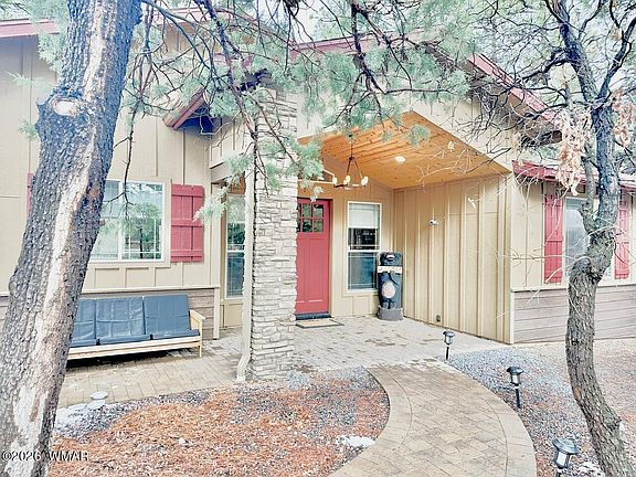 3rd image of 5847 E Starlight Ridge Rd