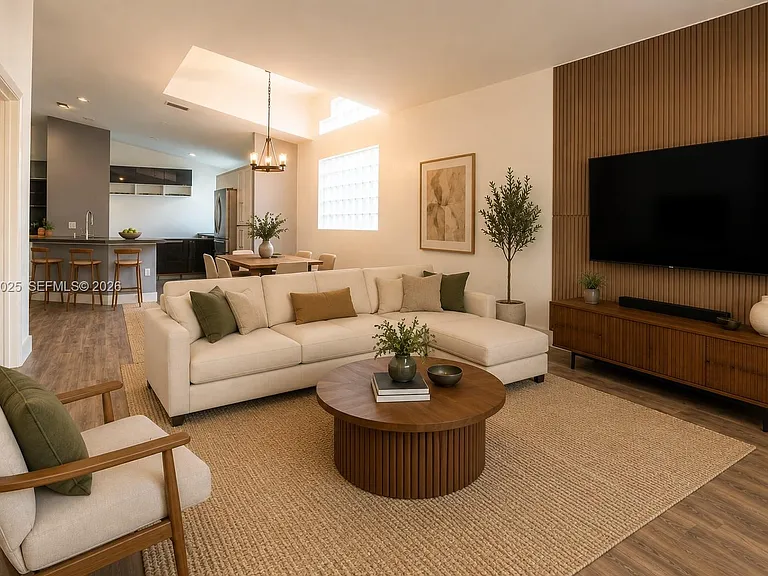 16410 Sapphire Bnd — Photo 2