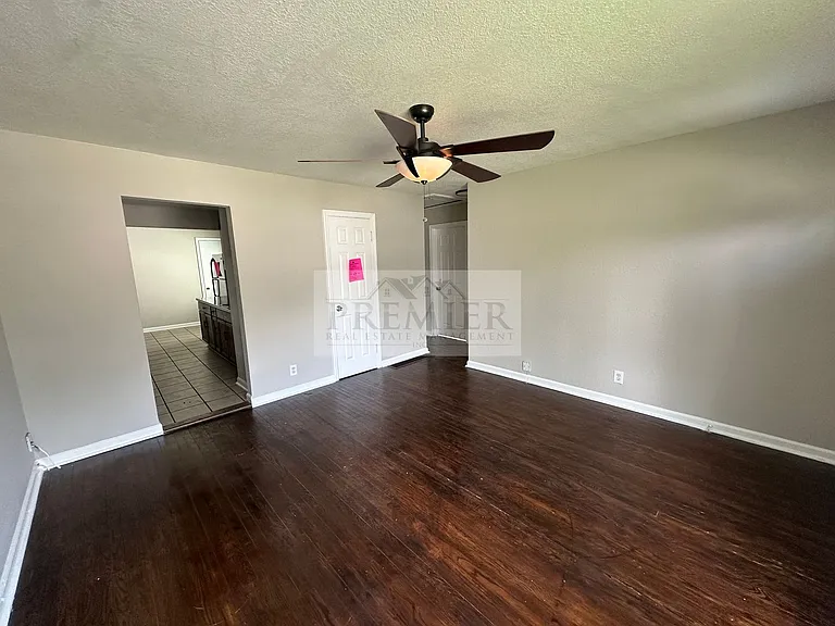 5709 Bales Ave — Photo 4