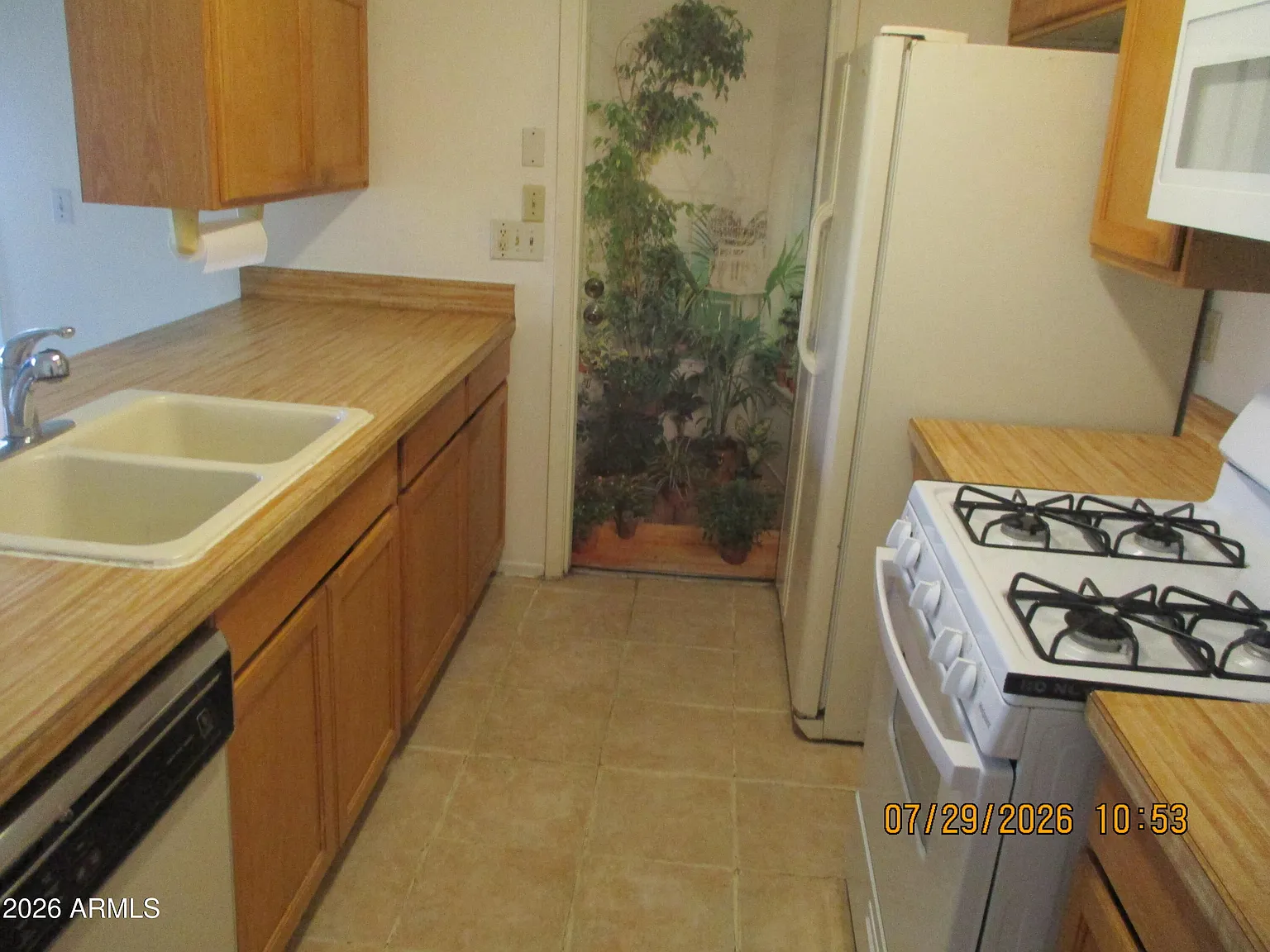 4 bed, 2.0 bath, 1359 sqft, $1,540 — Photo 4