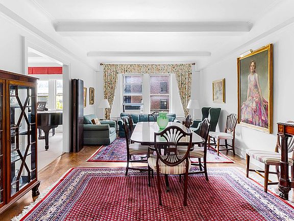 5th image of 25 E 86th St #4C