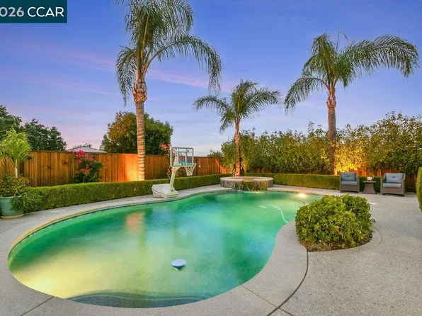 1760 Duchess Ter, Brentwood, CA 94513