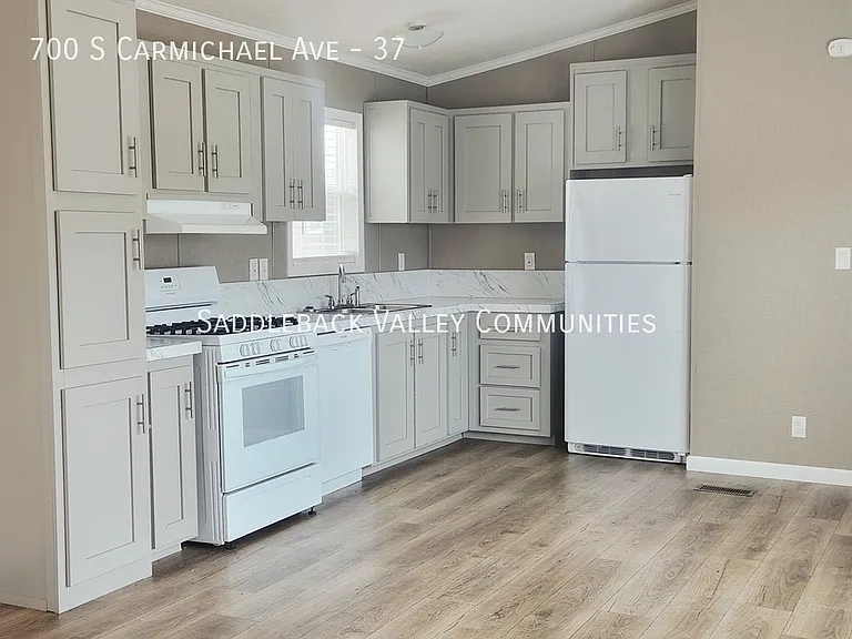 700 S Carmichael Ave #37 — Photo 4