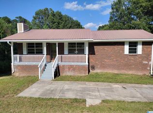 807 Rock Ridge Rd, Weaver, AL 36277