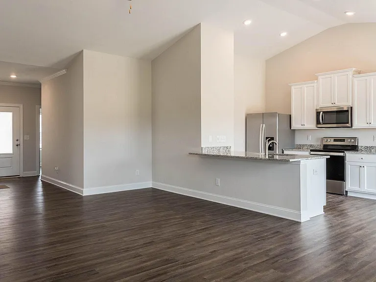 460 Legacy Dr — Photo 9