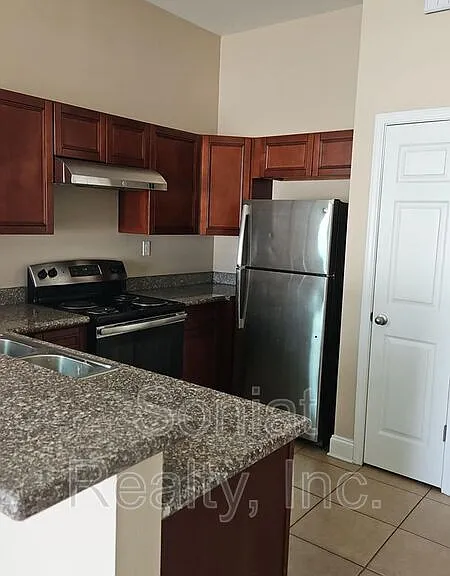 4235 Hollygrove St — Photo 6