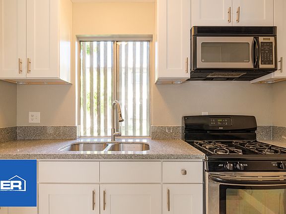 4th image of 1301 S Greenwood Ave APT 24
