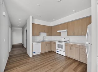 Dry Creek Crossing Apartments, Campbell, CA 95008