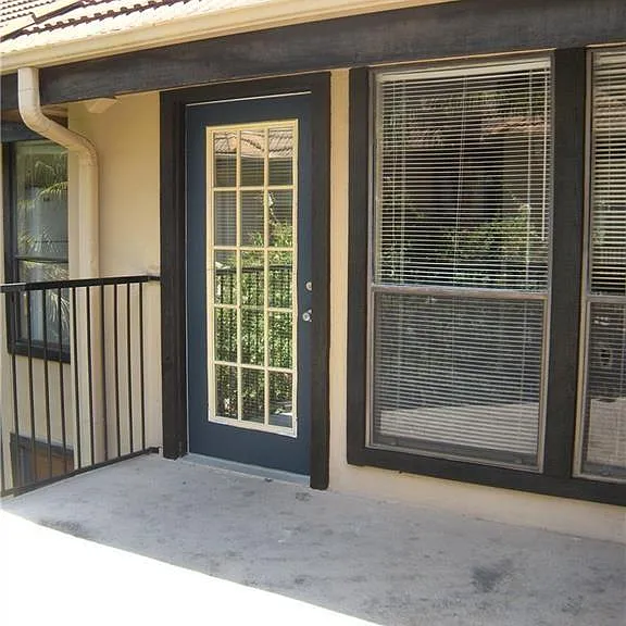2110 Rio Grande St #302 — Photo 18