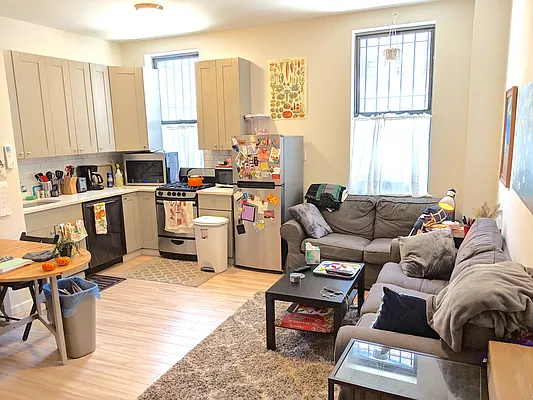 Rented by Highline Residential | media 16