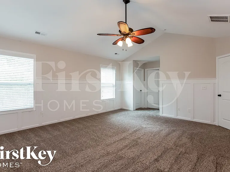 5631 McDowell Run Dr — Photo 8