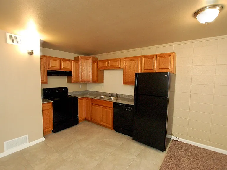 Welcome to Coronado Crossing Modern Comfort in Central Lubbock — Photo 6