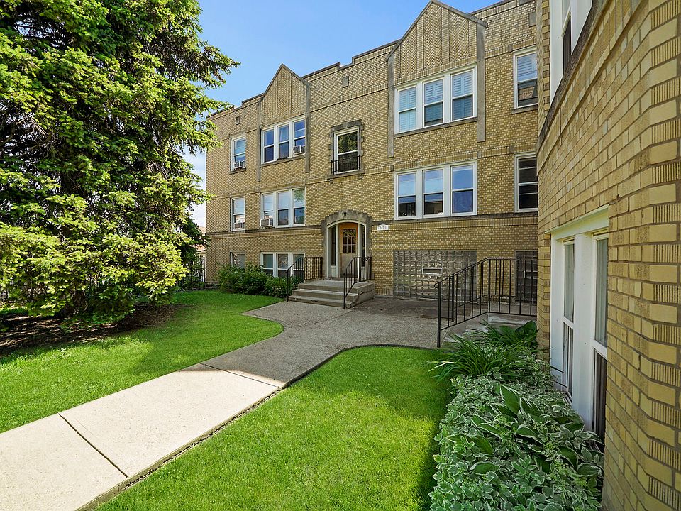 1st image of 2421 N Oak Park Ave APT 1E
