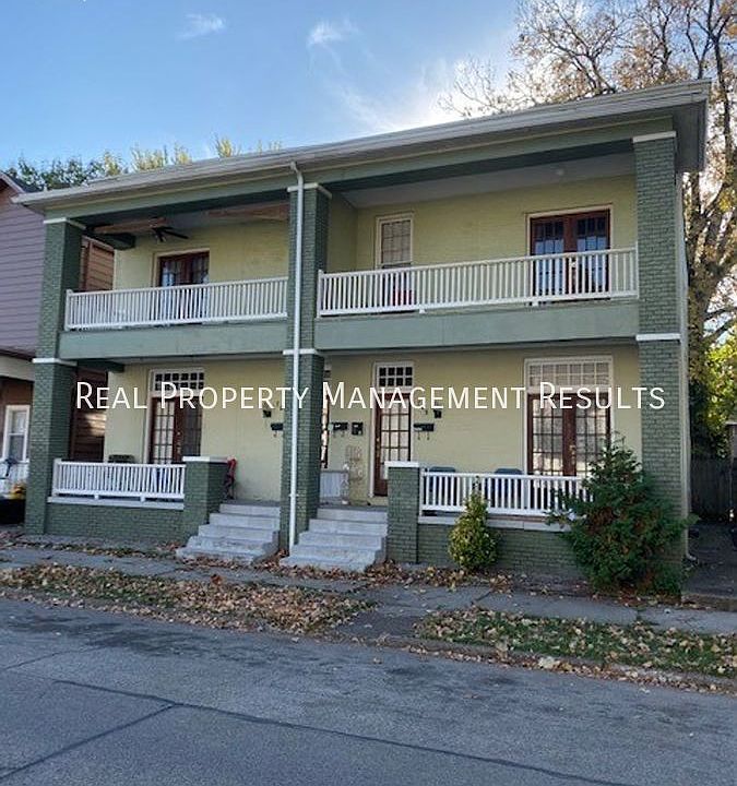1st image of 705-707 SE 3rd St #707-B