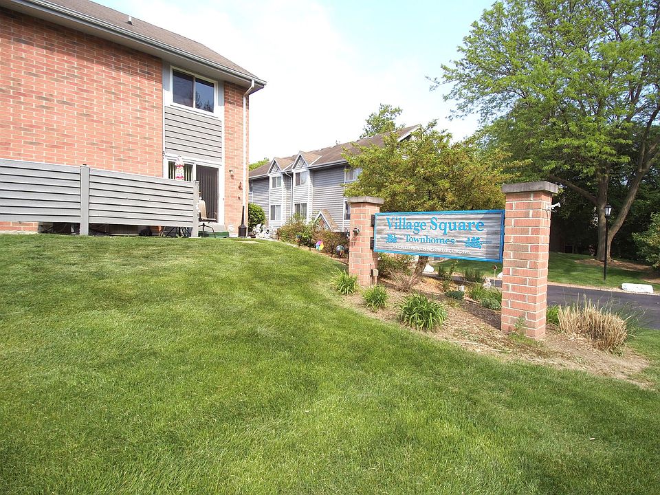 Village Square Townhomes N82W13490 W Fond Du Lac Ave Menomonee Falls