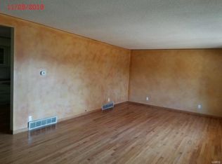 1709 Westridge Dr, Cape Girardeau, MO 63701