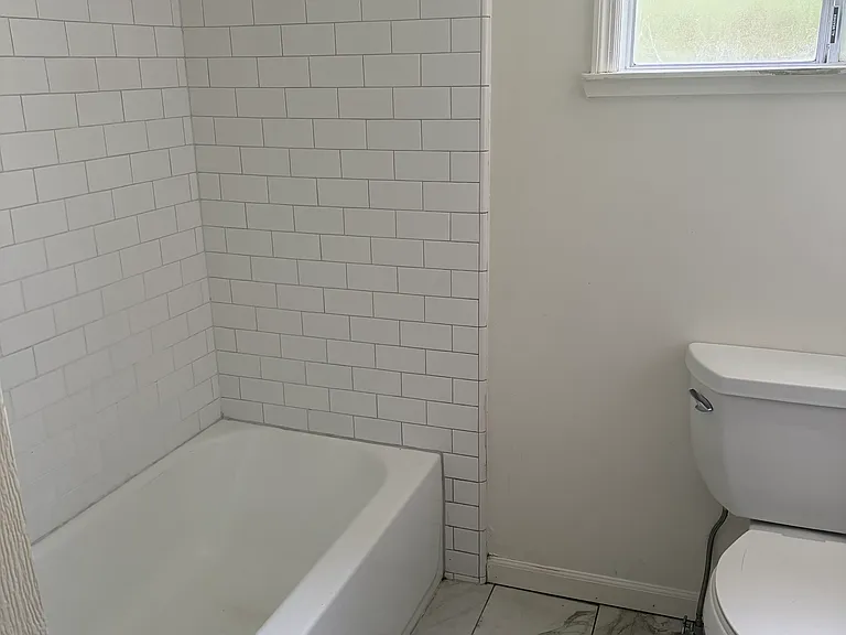 510-510 Rogge St #A — Photo 5