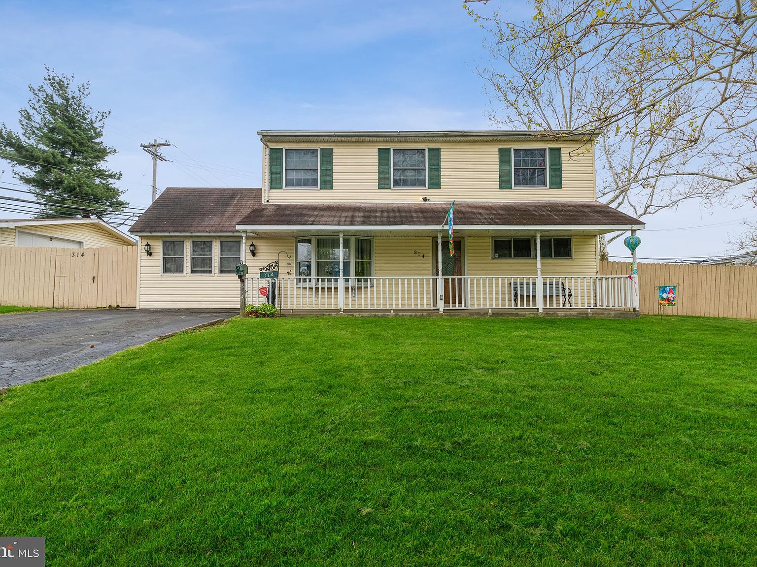 314 Mill Dr, Levittown, PA 19056 Zillow