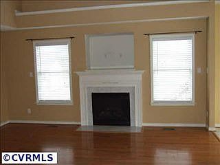 2nd image of 910 Newsome Ct