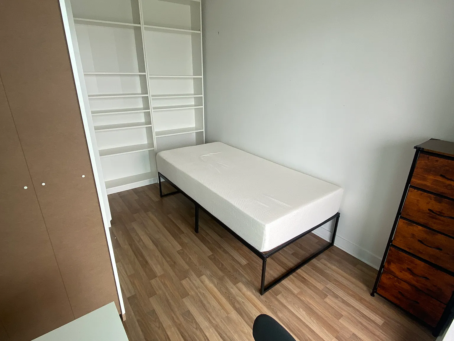 3 bed, $1,180 — Photo 3