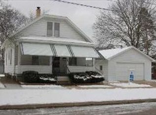 663 Hill Ave, Elgin, IL 60120