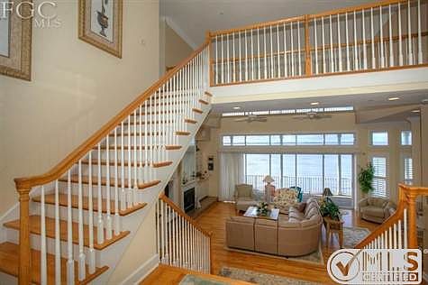 4th image of 2272 Macadamia Ln