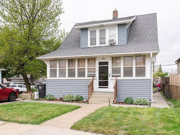 2nd image of 1051 Virginia St