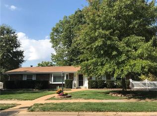 749 Sherwick Ter, Ballwin, MO 63021