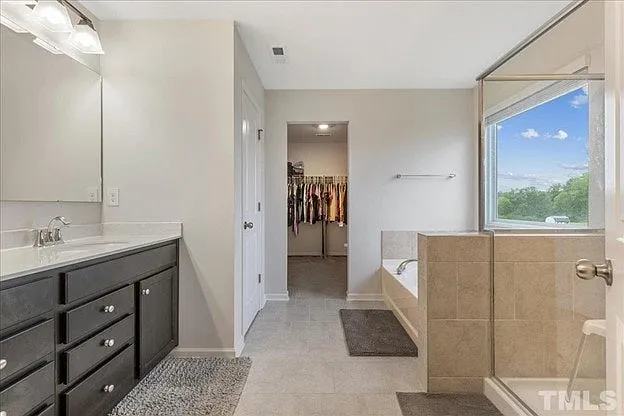 24 Nolan Ct — Photo 33