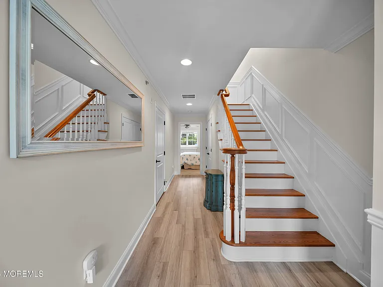 302 Villa Dr — Photo 13