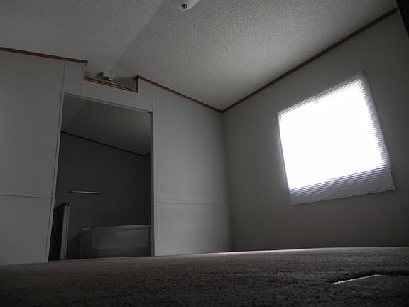 4th image of 10043 Hutchinson Dr