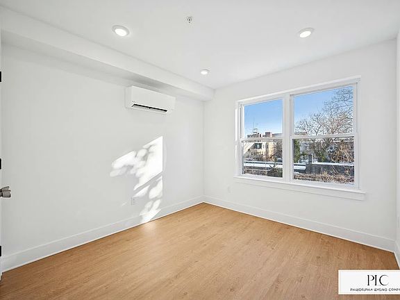 4th image of 3349 N 19th St #A