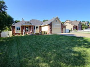 300 E Cedar Crest Rd, Rose Hill, KS 67133