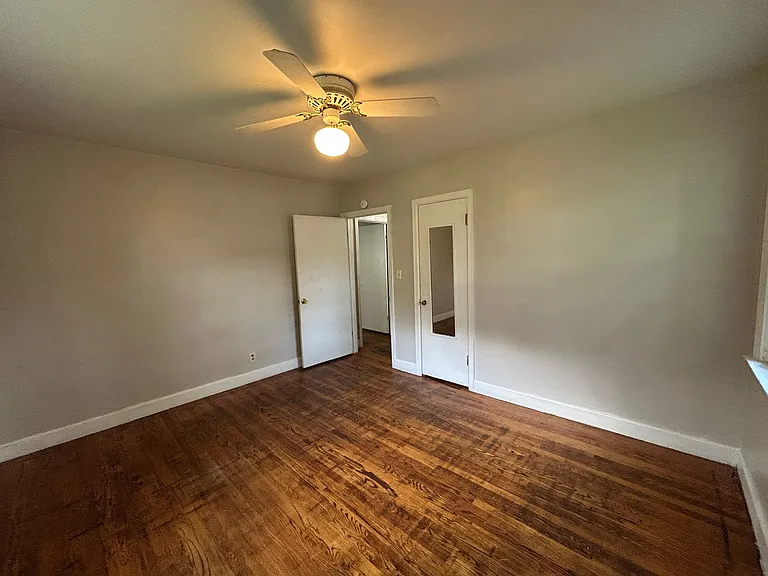 1822 Abbott Ave — Photo 9