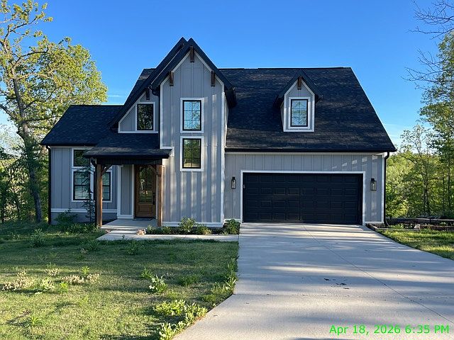 1st image of 31 Magrath Cir