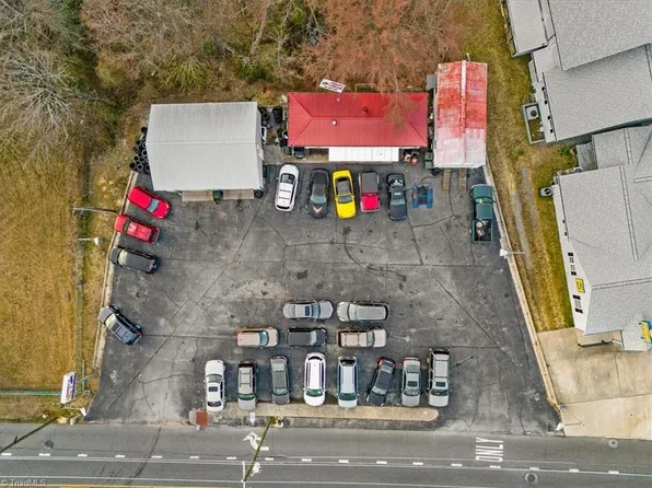 620 National Hwy, Thomasville, NC 27360