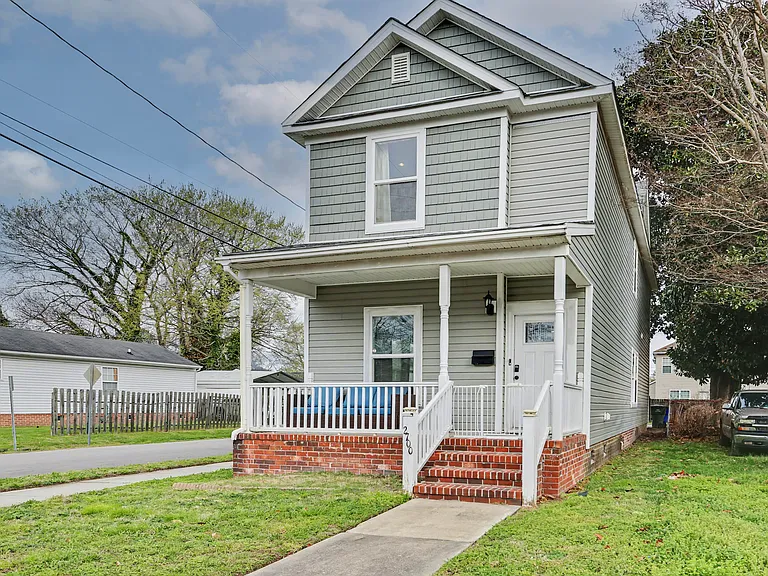 2700 Myrtle Ave — Photo 3