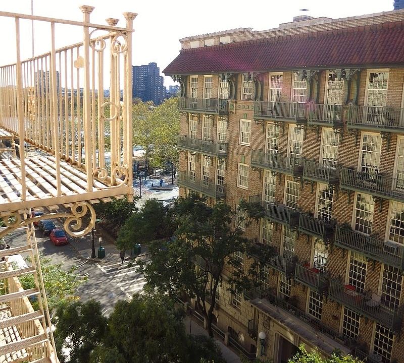 1st image of 515 E 78th St APT 6C