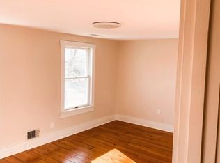 2760 Newport Rd NE, Iowa City, IA 52240