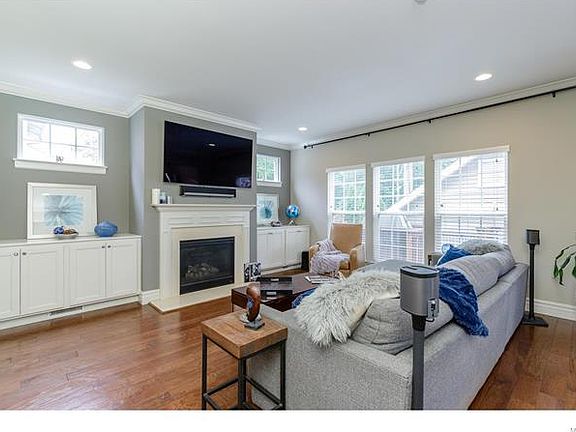 4th image of 8838 Harrison Ave