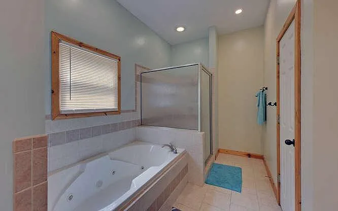 1731 White Oak Frst — Photo 14