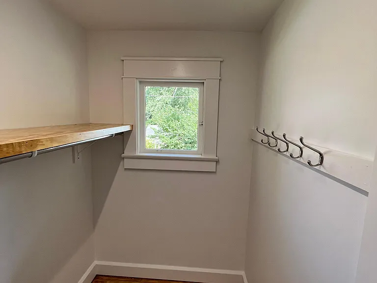 549 S Lincoln St — Photo 14