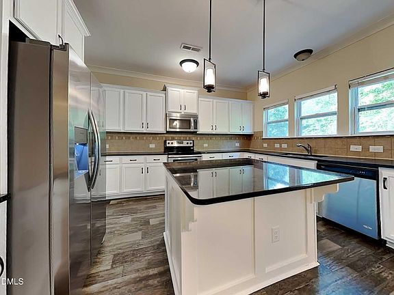 2nd image of 150 Blakeford Dr